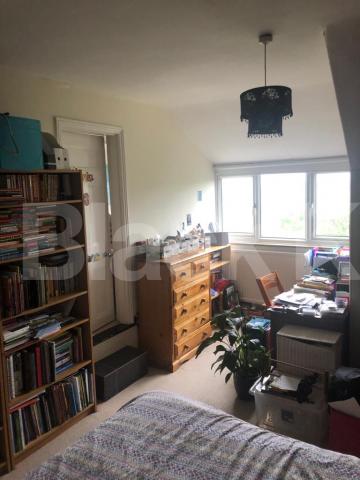 			2 Bedroom, 1 bath, 1 reception Flat			 Church Crescent, Muswell Hill